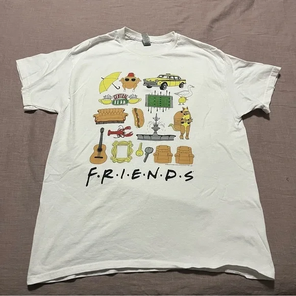 FRIENDS Graphic Tee Icons TV Show Size Large NYC Central Perk Humor Novelty - Picture 3 of 5
